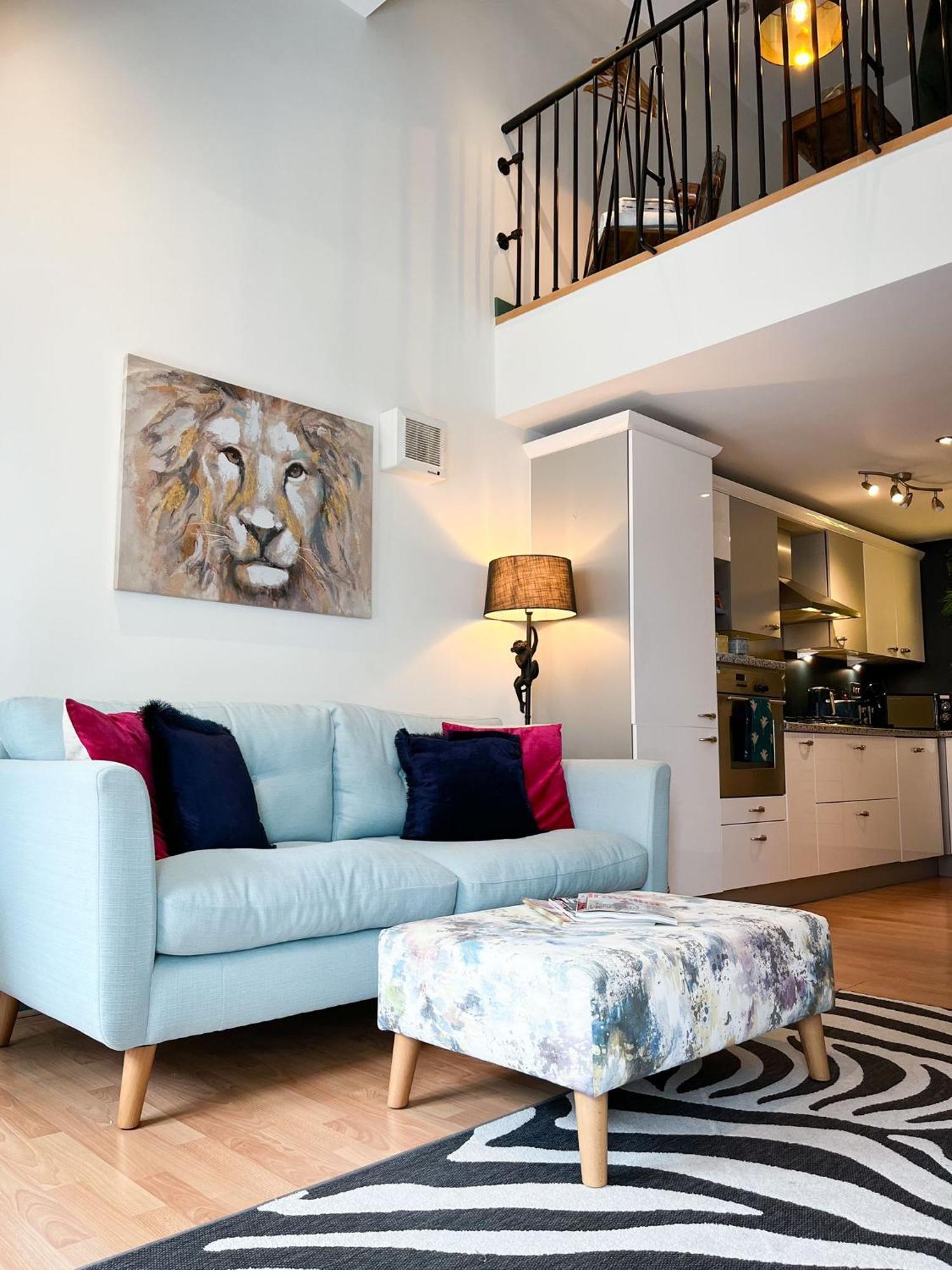 Jungle Escape, City Apartment With Parking & Terrace Chester Esterno foto